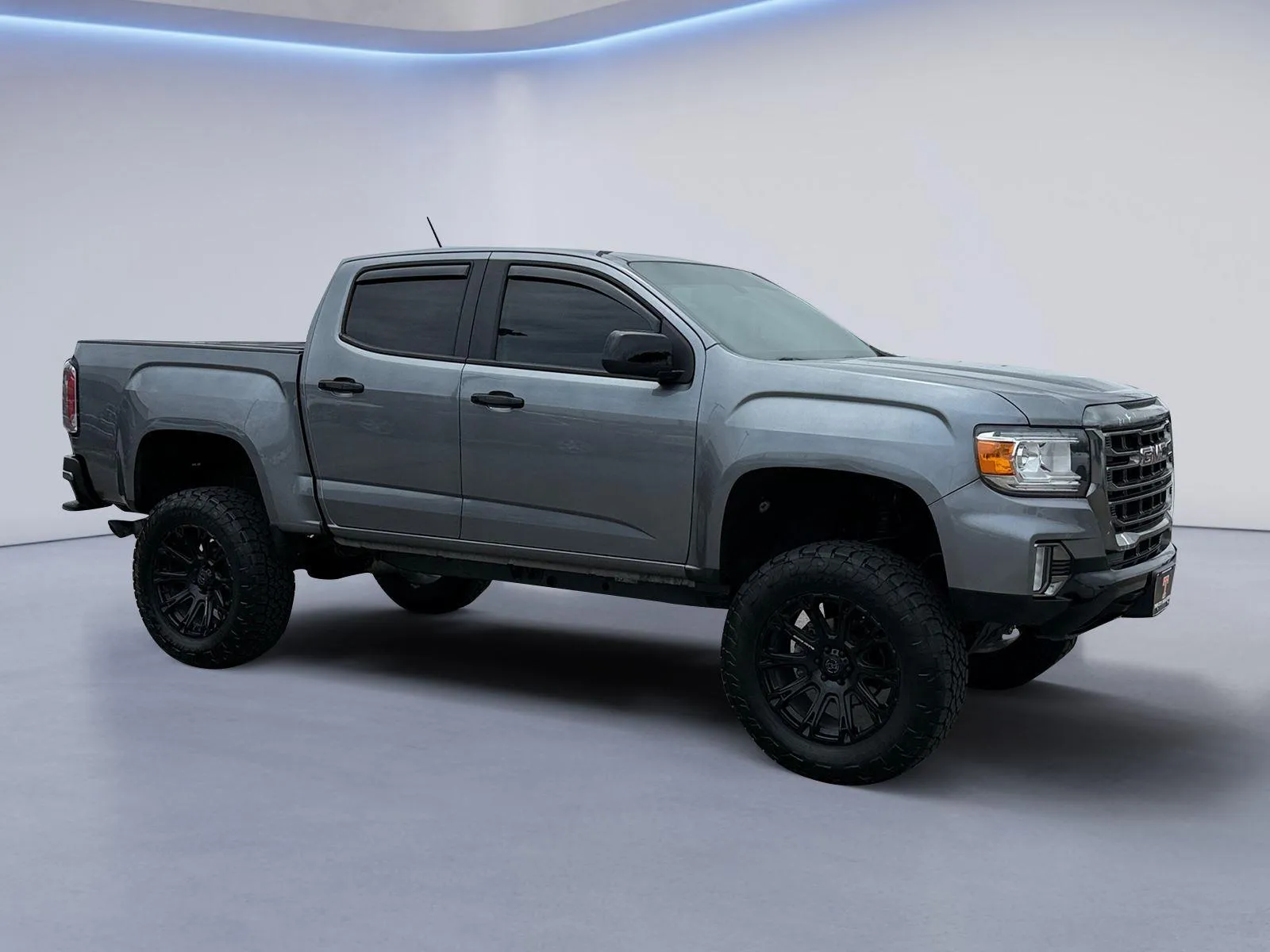 Gray 2021 GMC Canyon 4WD AT4 w/Leather for sale in Alcoa, TN