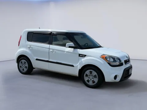 White 2013 Kia Soul for sale in Alcoa, TN