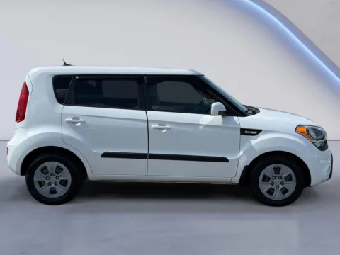Photos of 2013 Kia Soul for sale in Alcoa, TN at Twin City Auto Center