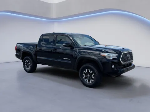Black 2019 TOYOTA TACOMA for sale in Alcoa, TN