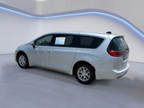 More photos of 2023 Chrysler Pacifica Touring L at Twin City Auto Center, TN