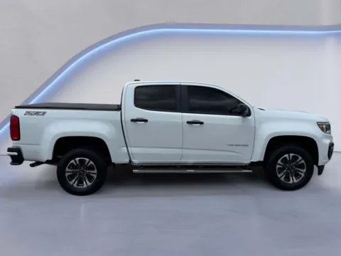 Photos of 2022 Chevrolet Colorado 4WD Z71 for sale in Alcoa, TN at Twin City Auto Center
