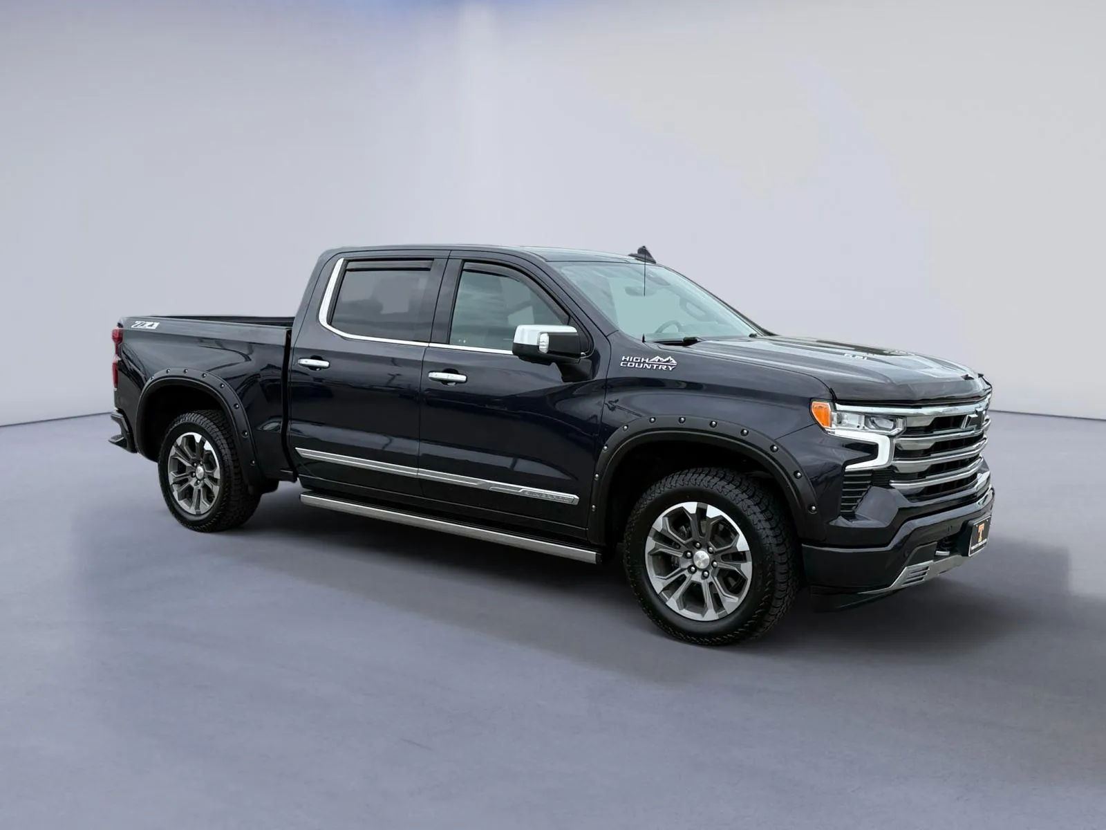 Gray 2023 Chevrolet Silverado 1500 High Country for sale in Alcoa, TN