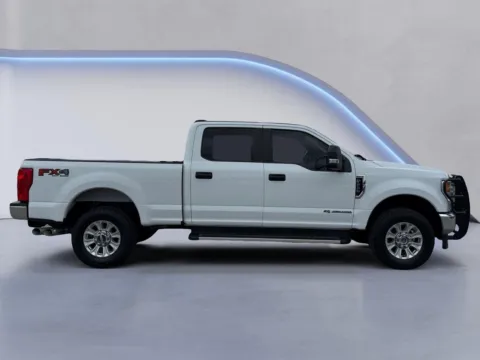 Photos of 2022 Ford Super Duty F-250 SRW XL for sale in Alcoa, TN at Twin City Auto Center