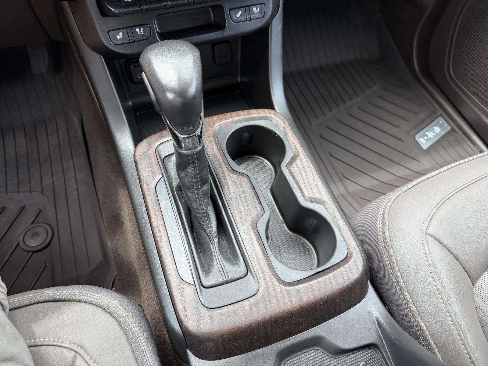 2022 GMC Canyon Denali - Photo 28