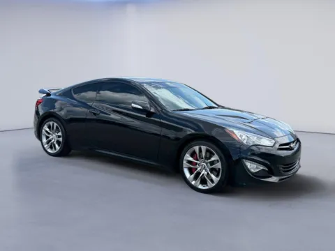 Black 2014 Hyundai Genesis Coupe 3.8 Ultimate for sale in Alcoa, TN