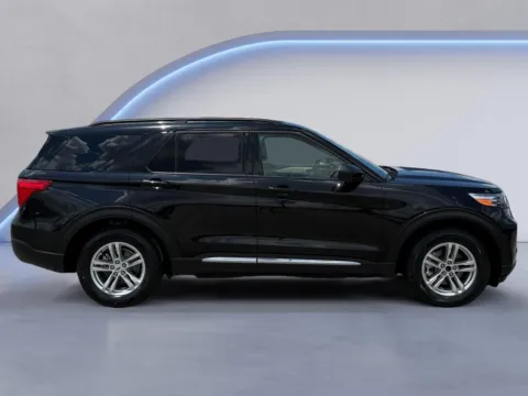 Photos of 2024 Ford Explorer XLT for sale in Alcoa, TN at Twin City Auto Center
