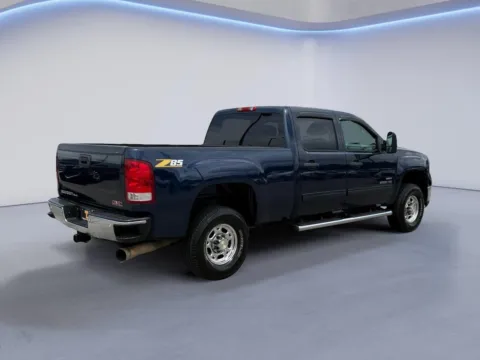 Another view of 2010 GMC Sierra 2500HD SLE for sale in Alcoa, TN at Twin City Auto Center