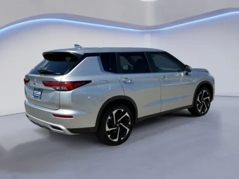 Another view of 2024 Mitsubishi Outlander SE for sale in Alcoa, TN at Twin City Auto Center