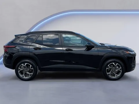 Photos of 2024 Chevrolet Trax LT for sale in Alcoa, TN at Twin City Auto Center