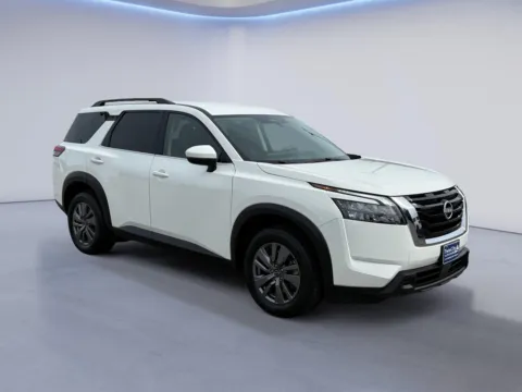 White 2025 Nissan Pathfinder SV for sale in Alcoa, TN