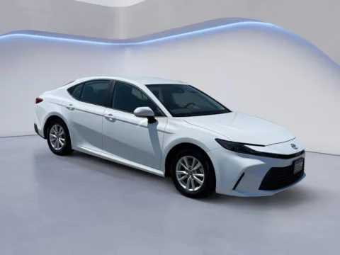 White 2025 Toyota Camry LE for sale in Alcoa, TN