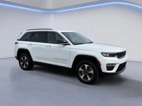 White 2024 Jeep Grand Cherokee 4xe LIMI for sale in Alcoa, TN