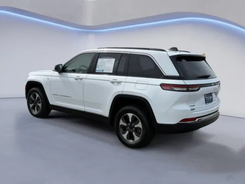 More photos of 2024 Jeep Grand Cherokee 4xe LIMI at Twin City Auto Center, TN