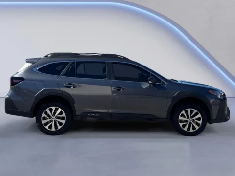 Photos of 2025 Subaru Outback BASE for sale in Alcoa, TN at Airport Honda