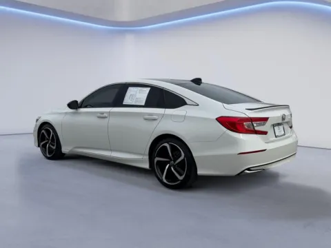 More photos of 2022 Honda Accord Hybrid Sport at Airport Honda, TN