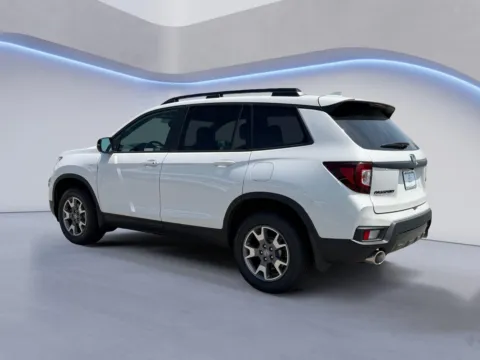 More photos of 2023 Honda Passport TrailSport at Airport Honda, TN