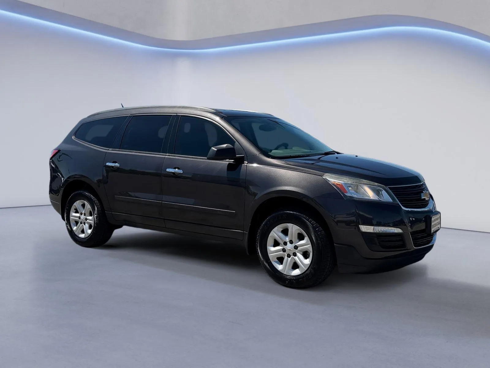 Gray 2017 Chevrolet Traverse LS for sale in Alcoa, TN