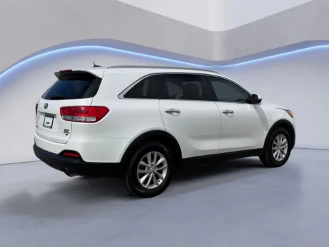 Another view of 2016 Kia Sorento LX for sale in Alcoa, TN at Airport Honda