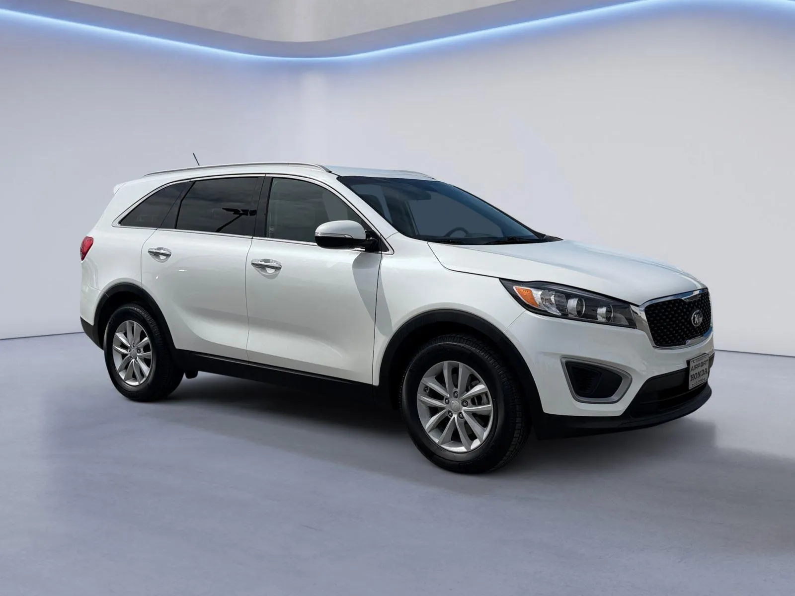 White 2016 Kia Sorento LX for sale in Alcoa, TN