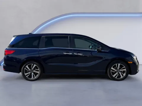 Photos of 2021 Honda Odyssey Touring for sale in Alcoa, TN at Airport Honda