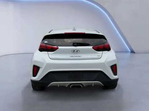 More photos of 2019 Hyundai Veloster 2.0 at Airport Honda, TN