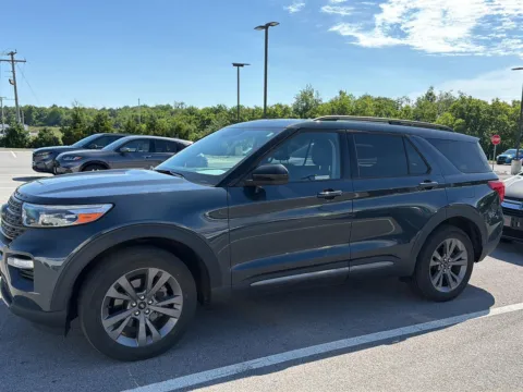 Blue 2023 Ford Explorer XLT for sale in Alcoa, TN