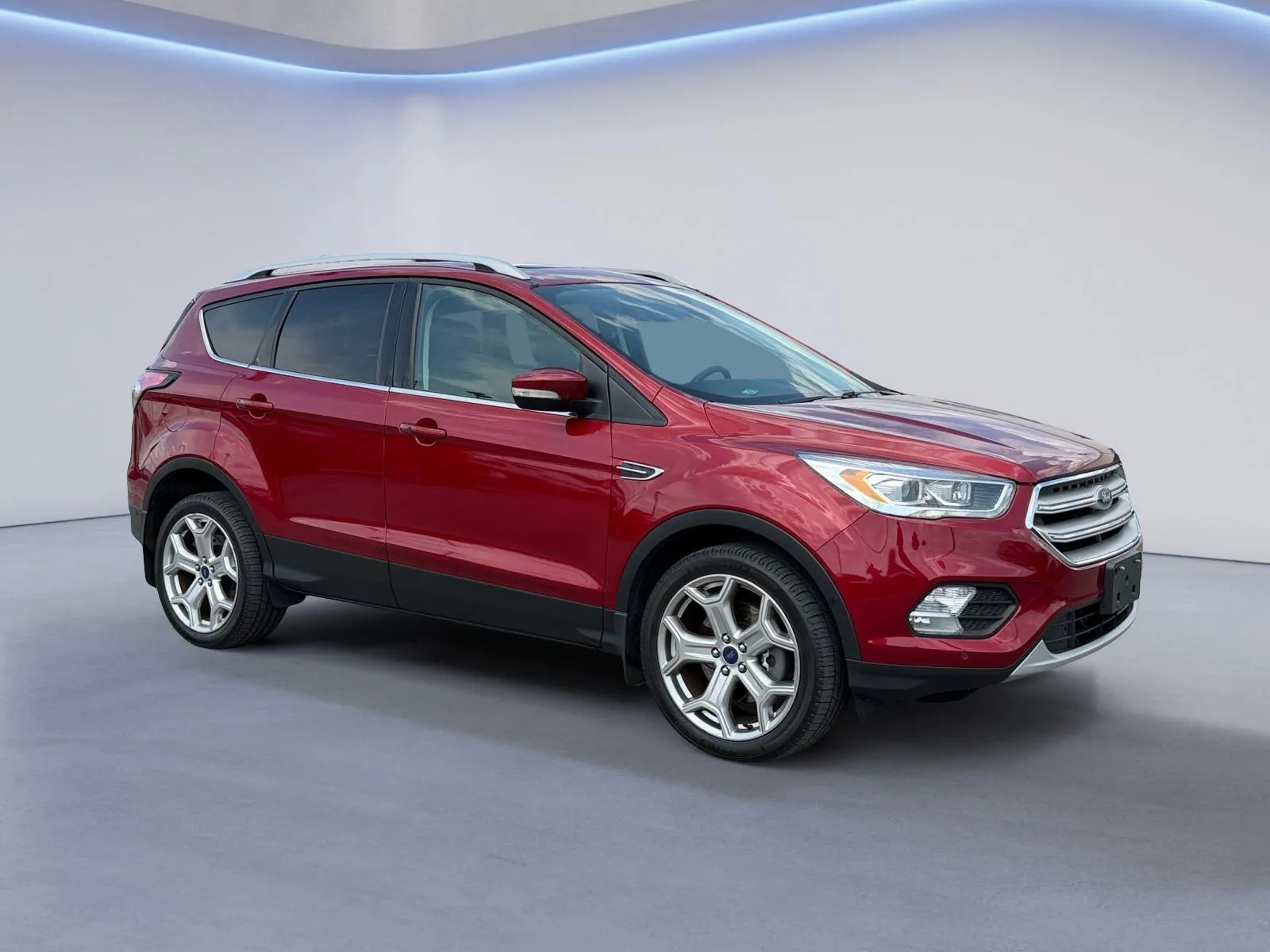 Red 2018 Ford Escape Titanium for sale in Alcoa, TN