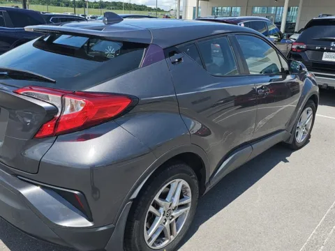 More photos of 2021 Toyota C-HR LE at Airport Honda, TN