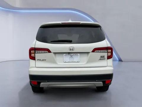 More photos of 2019 Honda Pilot EX-L w/Navi w/RES at Airport Honda, TN