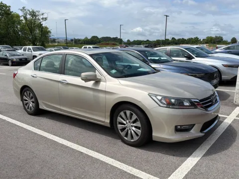 Photos of 2014 Honda Accord Sedan EX-L for sale in Alcoa, TN at Airport Honda