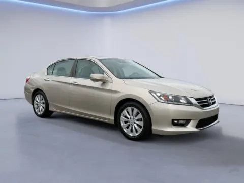 Beige 2014 Honda Accord Sedan EX-L for sale in Alcoa, TN
