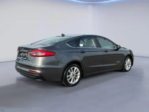 Another view of 2019 Ford Fusion Hybrid SE for sale in Alcoa, TN at Airport Honda