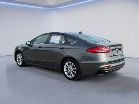 More photos of 2019 Ford Fusion Hybrid SE at Airport Honda, TN