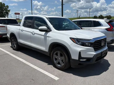 Another view of 2022 HONDA RIDGELINE RTL for sale in Alcoa, TN at Airport Honda