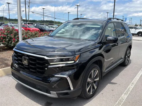 Photos of 2023 HONDA PILOT ELITE for sale in Alcoa, TN at Airport Honda