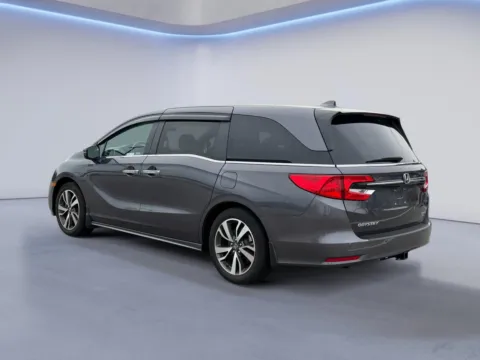 More photos of 2024 Honda Odyssey Touring at Airport Honda, TN