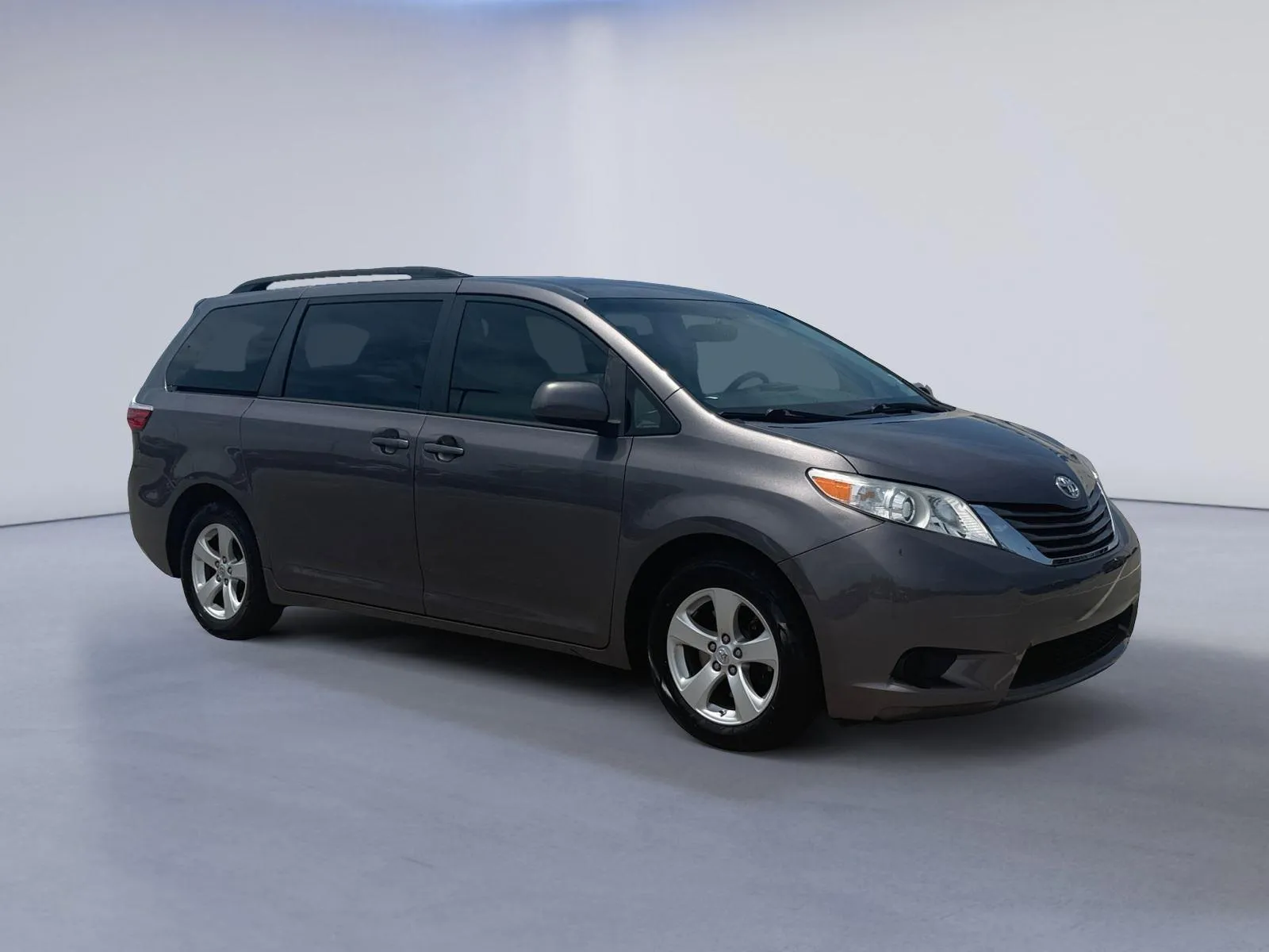2017 TOYOTA Sienna LE 8-Passenger for sale in Alcoa, TN