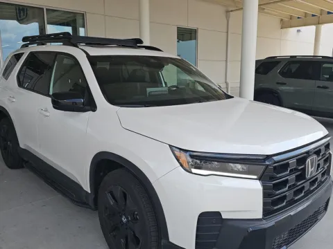 More photos of 2026 Honda Pilot Black Edition at Airport Honda, TN