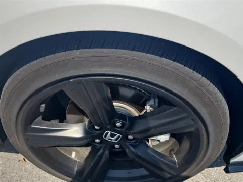 More photos of 2025 Honda Accord Hybrid Sport-L at Airport Honda, TN