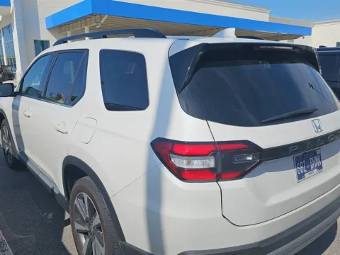 Another view of 2025 Honda Pilot Touring for sale in Alcoa, TN at Airport Honda