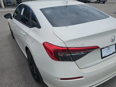 More photos of 2023 Honda Civic Sedan Sport at Airport Honda, TN