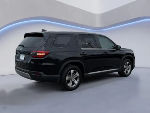 Another view of 2025 Honda Pilot EX-L for sale in Alcoa, TN at Airport Honda