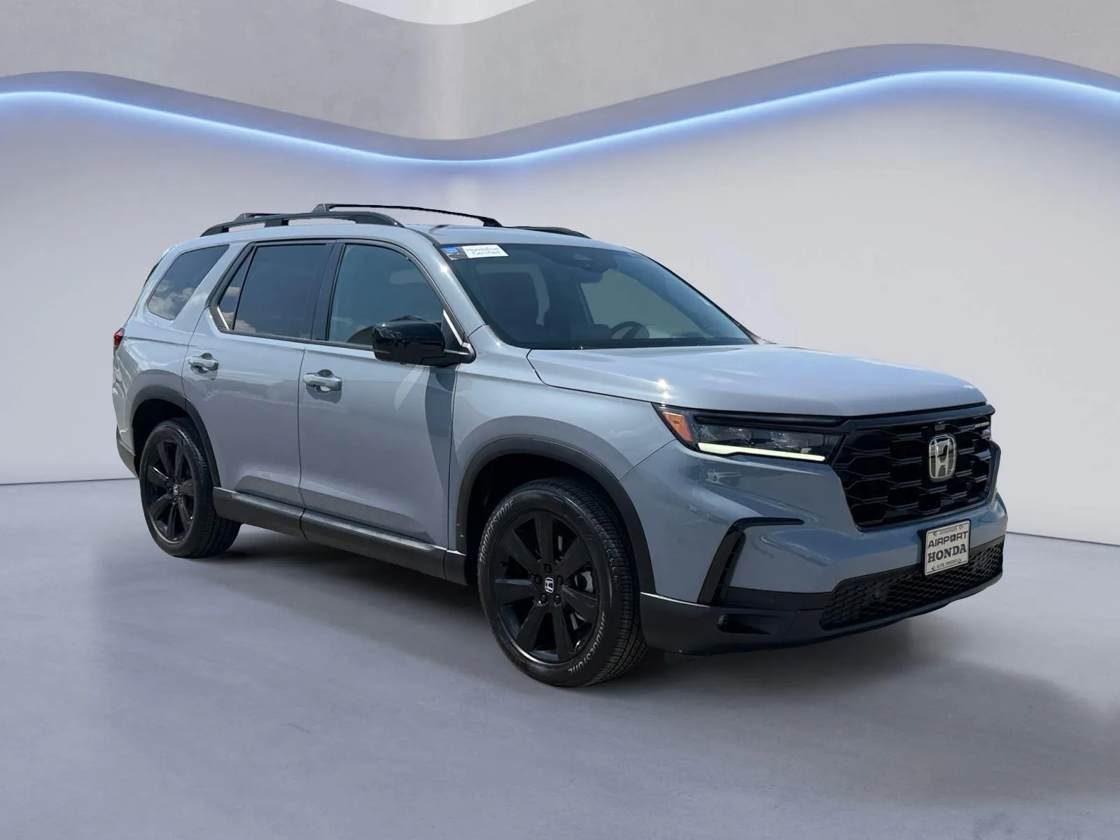 Gray 2025 Honda Pilot Black Edition for sale in Alcoa, TN