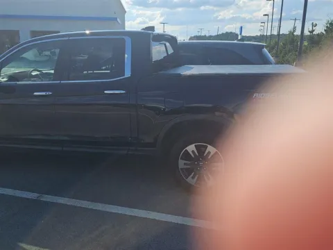 Photos of 2018 Honda Ridgeline RTL-E for sale in Alcoa, TN at Airport Honda