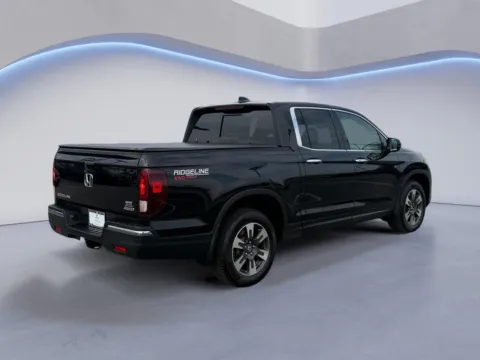 Another view of 2018 Honda Ridgeline RTL-E for sale in Alcoa, TN at Airport Honda