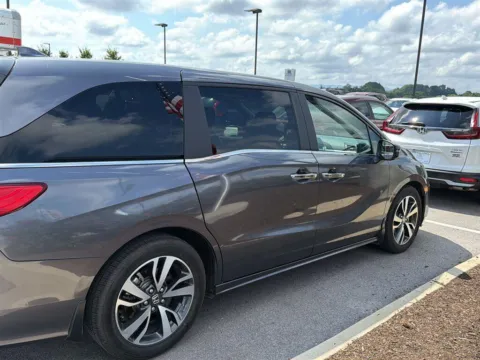 More photos of 2024 Honda Odyssey Touring at Airport Honda, TN