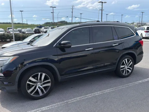 Another view of 2017 Honda Pilot Elite for sale in Alcoa, TN at Airport Honda