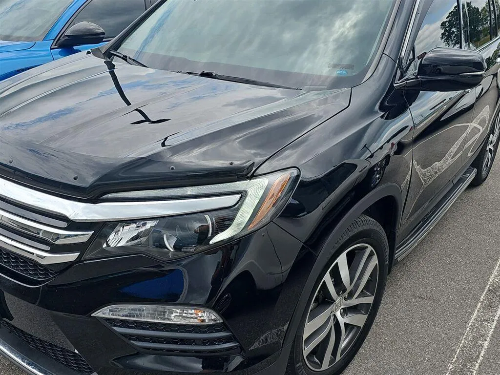 Black 2016 Honda Pilot Touring for sale in Alcoa, TN