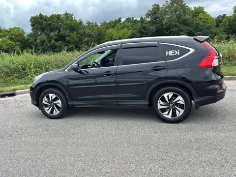 More photos of 2016 Honda CR-V Touring at Airport Honda, TN